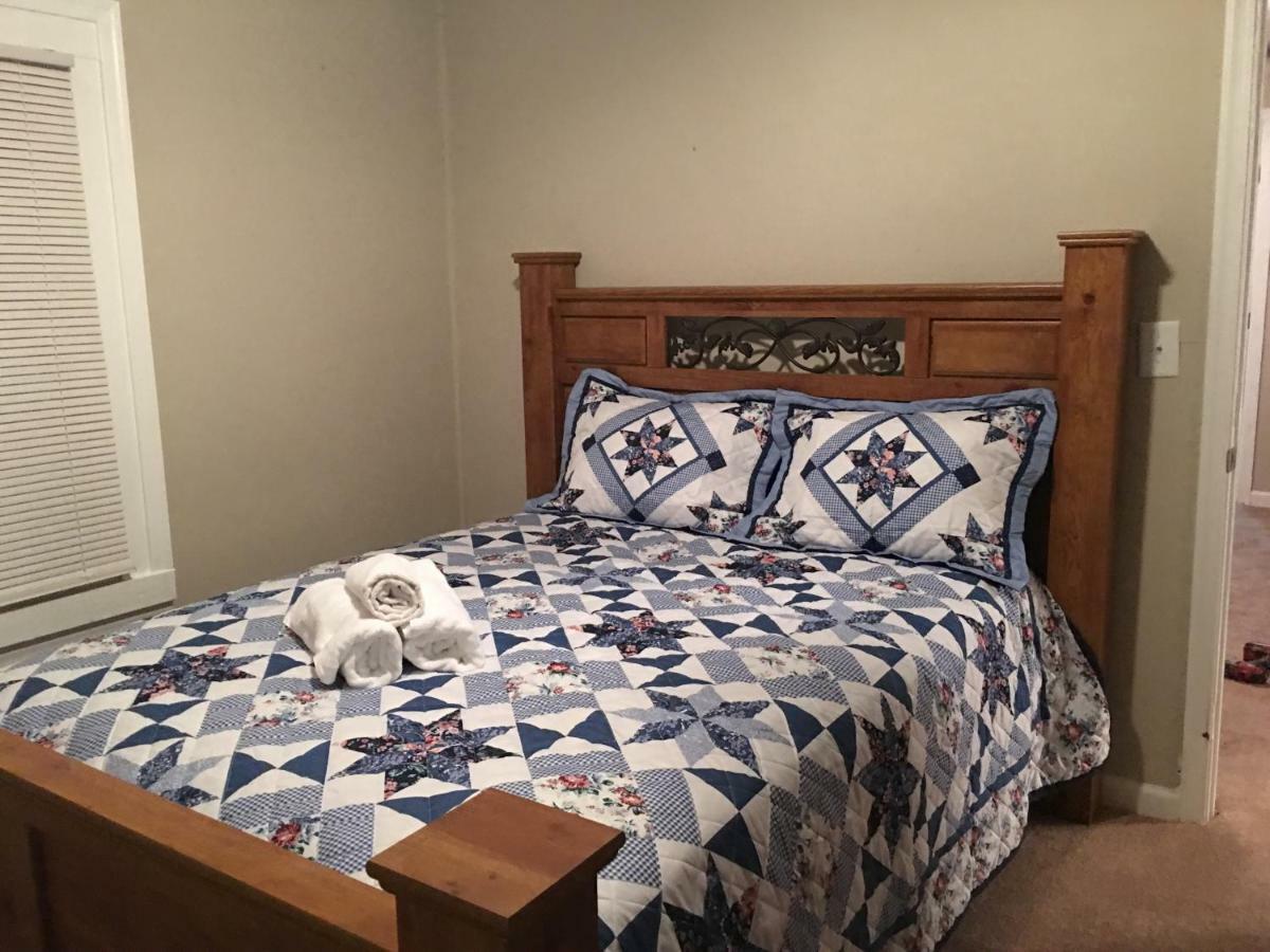 Rappahannock River Cottage Near I-95! เฟรเดอริกส์เบิร์ก ภายนอก รูปภาพ